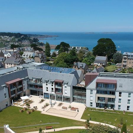 Aparthotel Domitys - Les Megalithes Roses Perros-Guirec Exterior foto