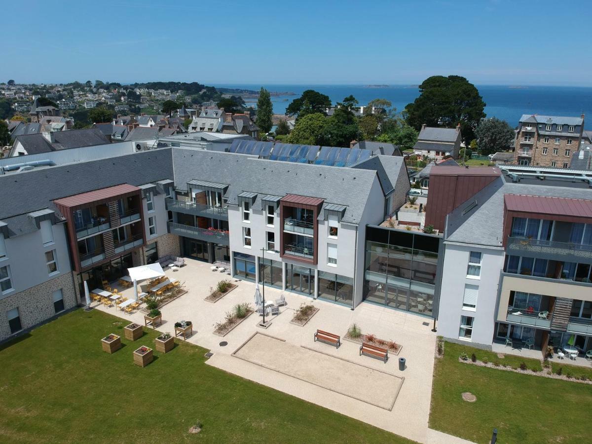 Aparthotel Domitys - Les Megalithes Roses Perros-Guirec Exterior foto